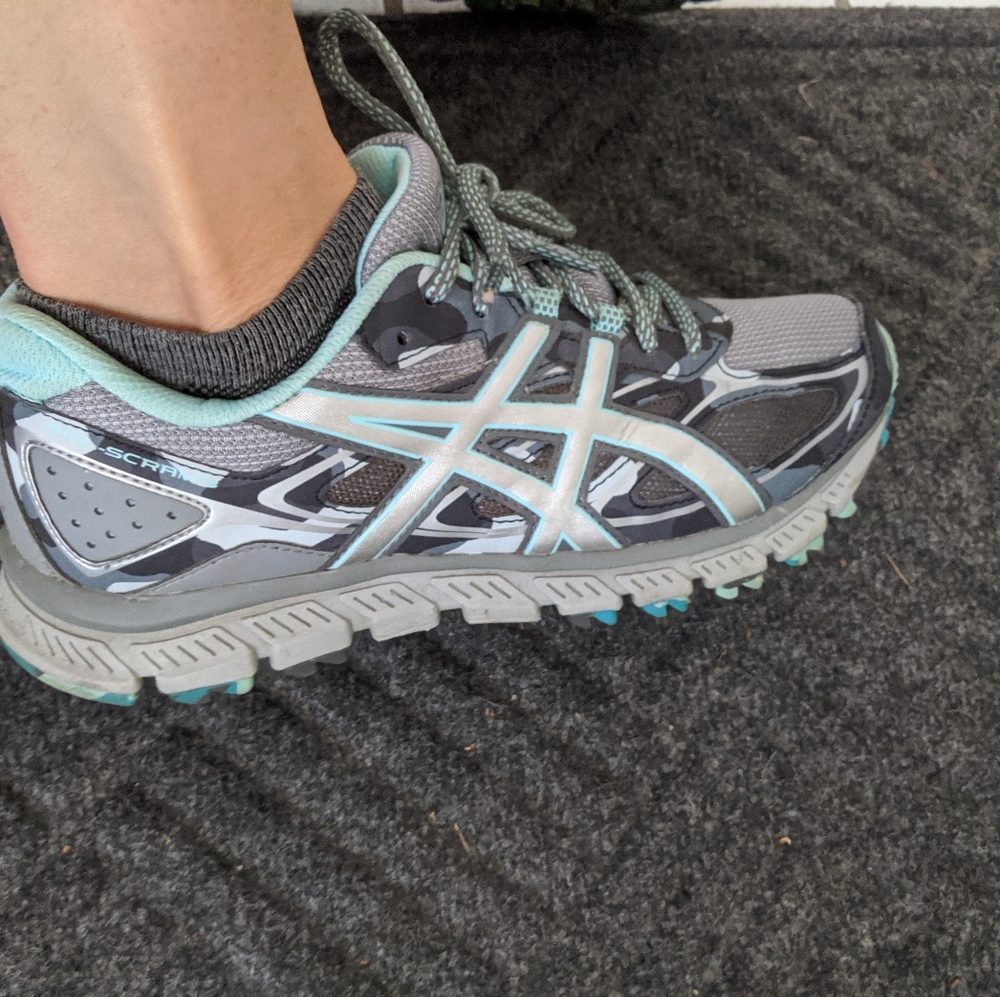Asics Gel Scram 3 - Trail Running Shoes - Like NEW